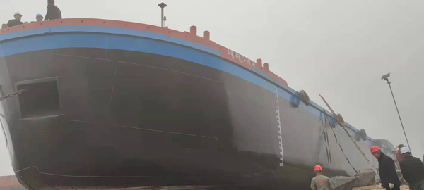 恭喜李老板船只下河，船號（四航258）